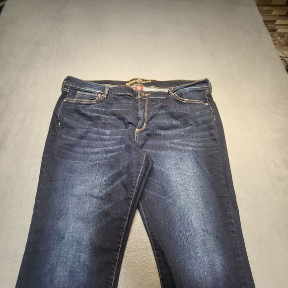 Arizona Jeans Juniors 19 Blue Capri Rolled Cuff Crop Distressed Stretch Denim - Picture 2 of 9